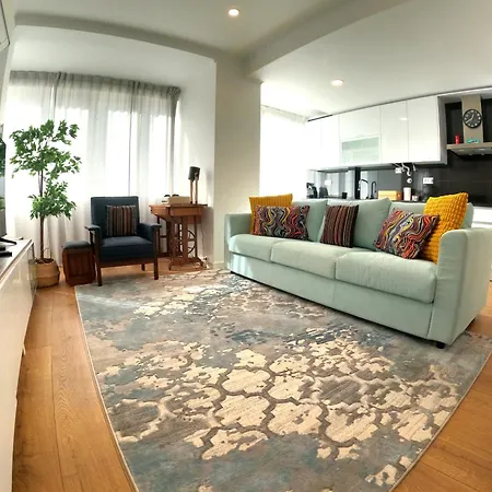 T3 Moderno Benfica Apartamento *